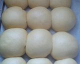 A picture of step 3 of Homemade buns.