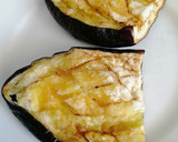 Foto del paso 3 de la receta: Tosta de melva con pimientos y berenjena