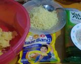 Foto langkah ke 1 dari resep Bola tape singkong keju#bikinramadanberkesan.