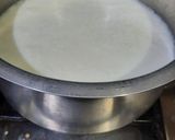 A picture of step 2 of Sheer khurma.