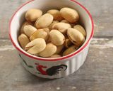 Foto langkah ke 1 dari resep Pistachio Chocolate Crispy Gluten Free.