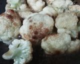 A picture of step 2 of Crispie Gobhi Pakora.