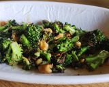 A picture of step 3 of Broccoli walnut stir fry.