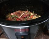 Foto del paso 1 de la receta: Estofado de cerdo en olla de cocción lenta
