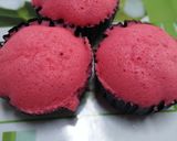 Foto langkah ke 6 dari resep Bolu kukus buah naga.