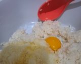 Foto langkah ke 2 dari resep Nasi goreng telur.