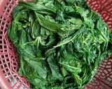 Foto langkah ke 3 dari resep Rollade Tahu Daun Singkong.