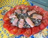 Une image de l'étape 11 de Salade de betteraves et tomates au saumon fumé.
