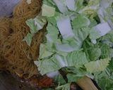 Foto langkah ke 3 dari resep Bihun Sayur Telur.