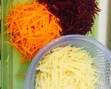 Hình bước làm 2 của món Snack chay 3 màu cho bé