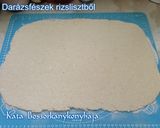 Darázsfészek rizslisztből (Gluténmentes) recept fázis 7 fotója