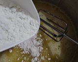 Foto langkah ke 5 dari resep Bolu daun kelor.
