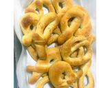 A picture of step 11 of TARALLI or TARALLINI: Italian Fennel Savoury Biscottis/Pretzels.