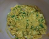 A picture of step 2 of Palak pakory.