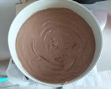 Foto del passaggio 3 della ricetta Torta al cioccolato ripiena e ricoperta di crema al pistacchio