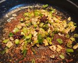 A picture of step 3 of Chinese-Style Braised Beef One-Pot.
