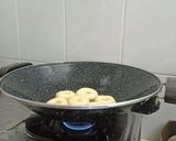 Foto langkah ke 6 dari resep 08. 🍩 Donat Jadul Ekonomis, No Telur! No Susu! #fooddeha.