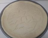 Foto langkah ke 4 dari resep Pizza (Foto step by step).