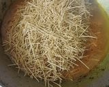 A picture of step 3 of Wheat vermicelli upma.