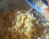 Foto langkah ke 7 dari resep Nasi goreng ikan teri.