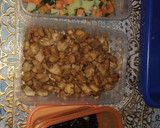 Foto langkah ke 4 dari resep Nasi Ayam Bakmoy.