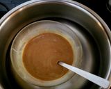 A picture of step 3 of Banoffee Cheesecake.