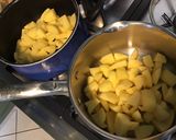 Une image de l'étape 2 de Duos de purées curcuma et spiruline.