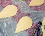 صورة لخطوة 2 من وصفة صابلي الدمعة🍪🍯
