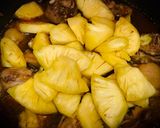 Hình bước làm 3 của món Gà Kho Thơm