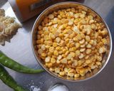A picture of step 1 of Chana dal pakodi.