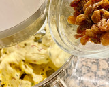 Foto del paso 5 de la receta: Galletas de maicena con frutas confitadas y pasas al ron