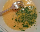 Foto del paso 3 de la receta: Tortilla a la francesa con alcachofas y bacon