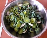 Póréhagyma krémleves recept fázis 1 fotója