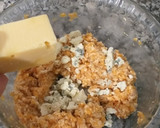 Foto del paso 3 de la receta: Pastas rellenas caseritas (sin huevo, con masa al pimentón)