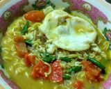 Foto langkah ke 3 dari resep Mie rebus kari ayam.