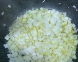 Foto del paso 1 de la receta: Albóndigas con champiñones y cebolla