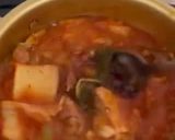 Foto langkah ke 4 dari resep Kimchi Jjigae Korea.