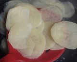 Foto del paso 2 de la receta: Pechito de cerdo con barbacoa, papas cremosas y ensalada