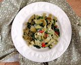 Foto del passaggio 5 della ricetta Tagliatelle alla polvere di moringa con verdure di stagione
