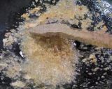 Foto langkah ke 3 dari resep Nasi goreng Kencur berselimut.
