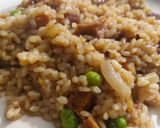 Foto del paso 4 de la receta: Arrocito vegano con panceta y arvejas frescas