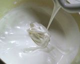 Foto langkah ke 2 dari resep BOLU KUKUS 4 telur, lembut moist.
