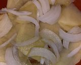 Foto del paso 2 de la receta: Patatas a lo pobre en el micro