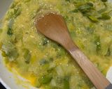 A picture of step 3 of Scrambled Eggs with Leeks.