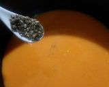 A picture of step 7 of Tomato carrot soup with croutons.