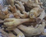 Hình bước làm 1 của món Gỏi chân gà xoài