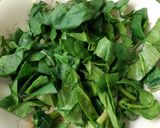 Foto del paso 1 de la receta: Ensalada de espinacas frescas