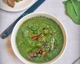 A picture of step 4 of Lasooni Palak.