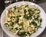 Une image de l'étape 2 de Salade castelfranco aux noix roquefort et persil.