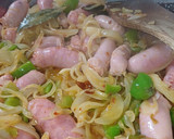 Foto del paso 5 de la receta: Longaniza al vermú con verduras